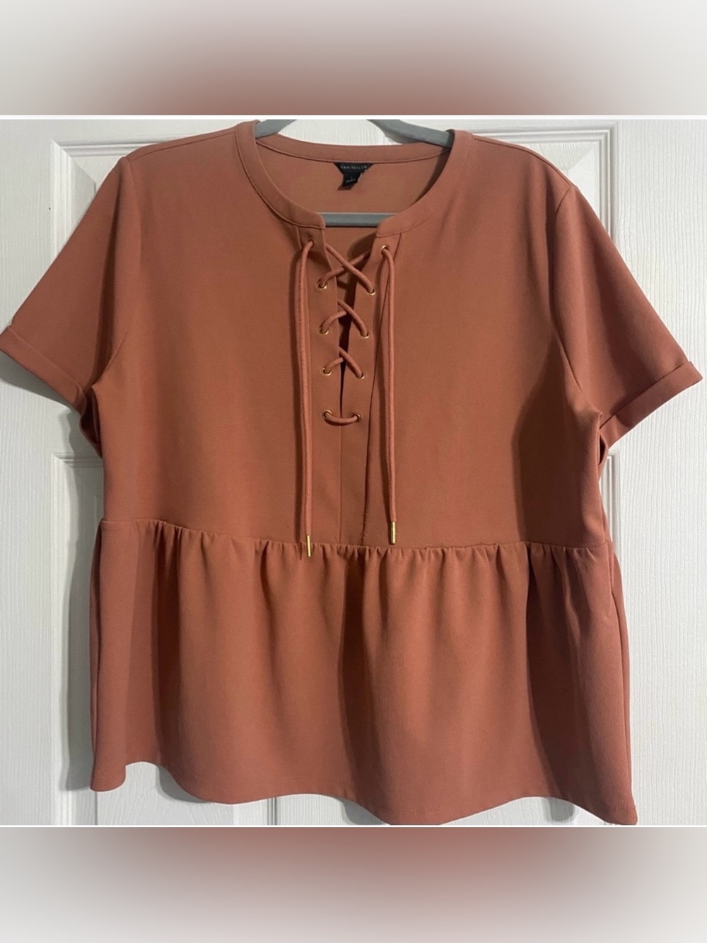 Ann Taylor Lace-Up Peplum Blouse Rust Terracotta Short Sleeve Top Size L